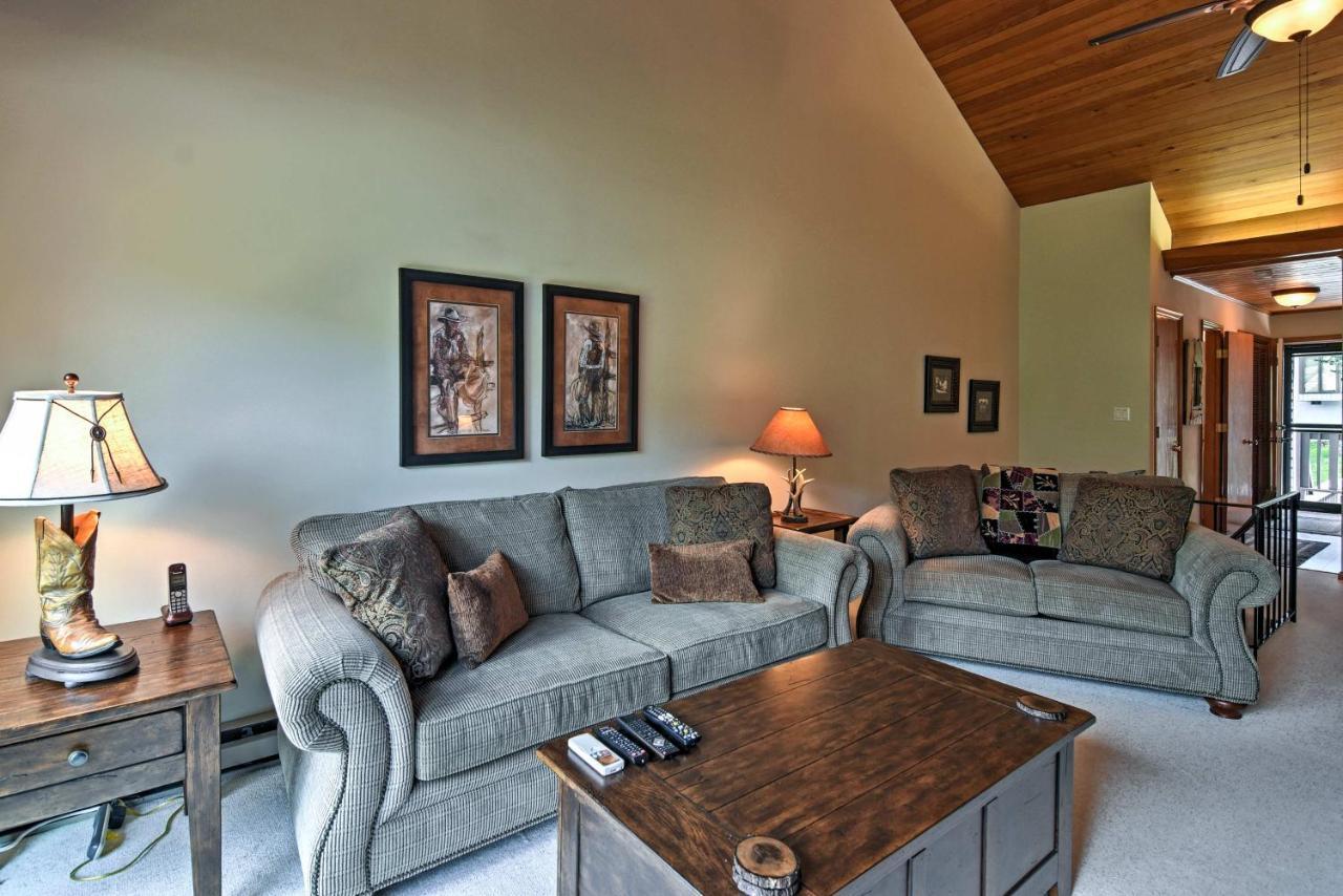 Beech Mountain Condo With Balcony, Walk To Resort! Ngoại thất bức ảnh
