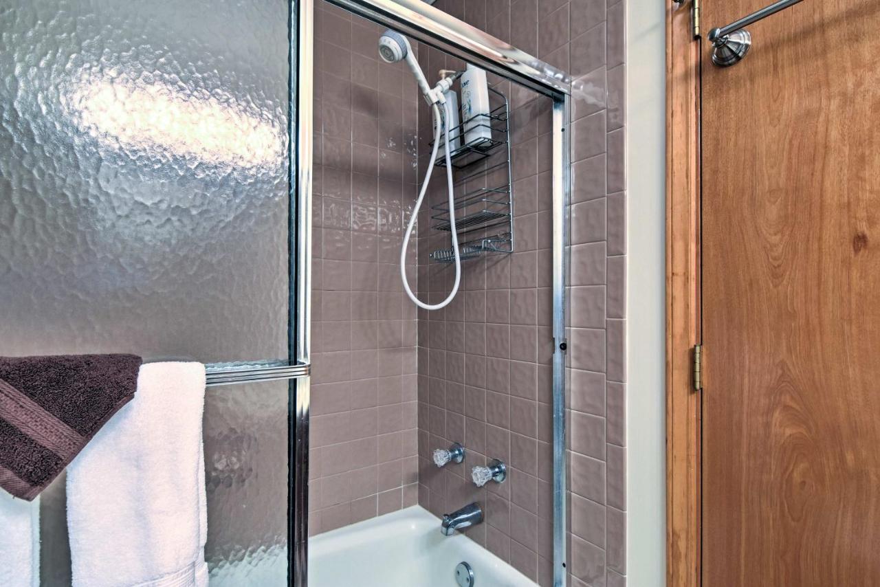 Beech Mountain Condo With Balcony, Walk To Resort! Ngoại thất bức ảnh